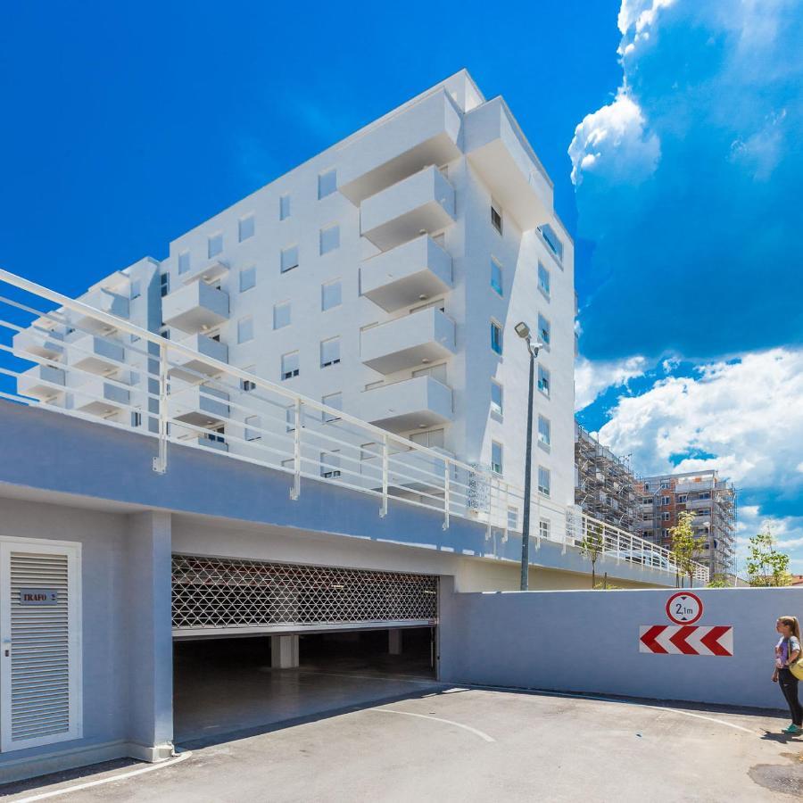 Tanja Modern Apartment With Balcony And Parking Garage Задар Екстериор снимка